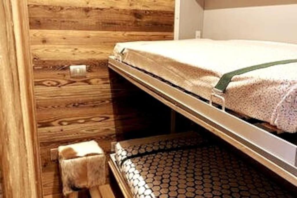 Incantevole Appartamento Stile Chalet Breuil Cervinia Exterior photo